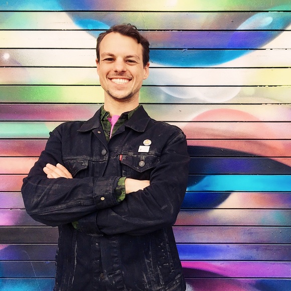 Meet your Posher, Drake - Picture 2 of 3